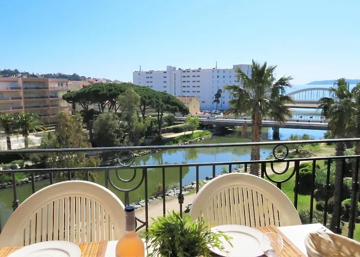 Apartment Port Marine *